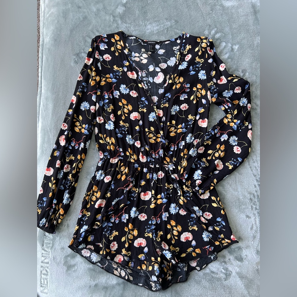 Forever 21 Floral Short Romper